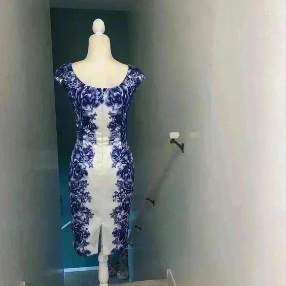 White House Black Market floral sheath dress 0 - Picture 6 of 8